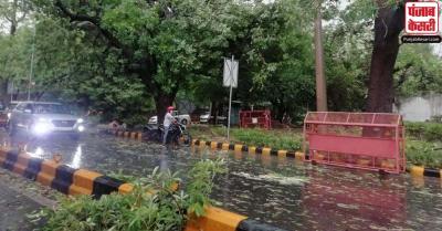 Delhi NCR Weather Update: राजधानी में बारिश से दिल्लीवासियों को राहत, 22.8 डिग्री पहुंचा न्यूनतम तापमान