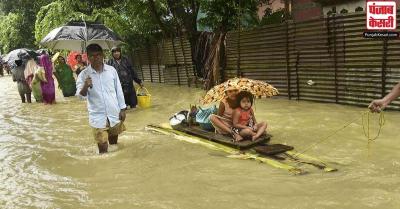 असम बाढ़ से जिंदगी मुहाल, 22.17 लाख से अधिक अब भी फंसे, मरने वालों की संख्या बढ़कर 174