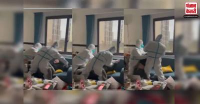 Viral Video: चीन में बेकाबू हुआ कोरोना! मरीज ने क्रारंटाइन सेंटर जानें से किया मना...तो अधिकारी घसीटने लगा