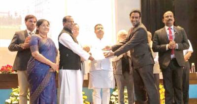 ക്രിസ്തുജയന്തി കോളജിന് ക്ലീൻ ആൻഡ് സ്മാർട്ട് കാന്പസ് അവാർഡ്