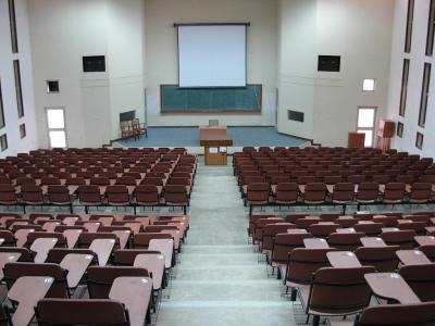 A lecture hall at IIT Kharagpur. Credit: ambuj/Flickr, CC BY 2.0