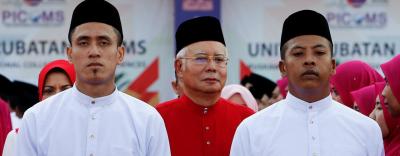 Malaysia S Crucial Election And Its Islamic Sideshow