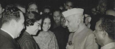 Kapila Vatsyayan (1925-2020) seen here with Jawaharlal Nehru in an undated photograph. Source: Personal collection