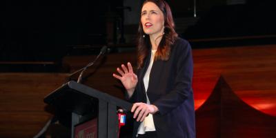 Prime Minister Jacinda Ardern addresses her supporters at a Labour Party event in Wellington, New Zealand, October 11, 2020. Photo: Reuters/Praveen Menon/File Photo