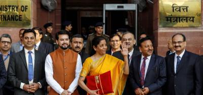 FILE PHOTO: Finance Minister Nirmala Sitharaman holds budget papers as she leaves her office to present the federal budget in the parliament in New Delhi, India, Feb. 1, 2020. Photo: Reuters/Anushree Fadnavis/File photo