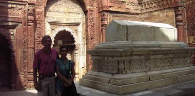 Sunil Kumar and the author next to Iltutmish's tomb in Delhi, 2009. Photo: Author provided