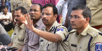 File image of Cyberabad police commissioner V.C. Sajjanar giving a press conference about the Telangana 'encounter' in 2019. Photo: PTI/File