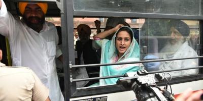 Harsimrat Kaur Badal with other leaders of SAD, on a police bus. Photo: Twitter/@officeofssbadal