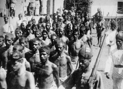 Mappila rebels captured after a battle with British colonial troops in 1921. Photo: Unknown author/Wikimedia Commons, Public Domain