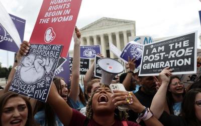 Anti-abortion demonstrators celebrate outside the United States Supreme Court as the court rules in the Dobbs v Women’s Health Organization abortion case, overturning the landmark Roe v Wade abortion decision in Washington, US, June 24, 2022. Photo: Reuters.