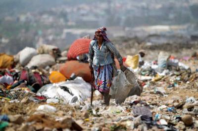 Waste pickers face occupational health and safety risks. Credit: Reuters