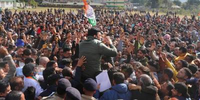 Congress candidate RS Bali being greeted by supporters, celebrating his victory in the Himachal Pradesh Assembly polls, in Nagrota Bagwan, Thursday, Dec. 8, 2022. Photo: PTI