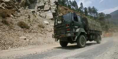 An Indian army truck drives along India's Tezpur-Tawang highway, which runs to the Chinese border, in the northeastern Indian state of Arunachal Pradesh May 28, 2012. Photo: Reuters/Frank Jack Daniel