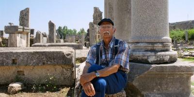 Mukarram Jah posing near the old Roman ruins, which he loved, in Antalya, Turkey. Credit and copyright: John Zubrzycki