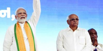 Prime Minister Narendra Modi and Gujarat chief minister Bhupendra Patel in Amod, Bharuch, Gujarat, October 10, 2022. Photo: Prime Minister's Office (GODL-India)/Wikimedia Commons, GODL-India 