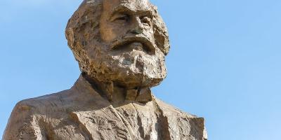 Karl Marx's statue at Trier, Germany. Photo: Max Gerlach/Flickr (CC BY-SA 2.0 DEED)
