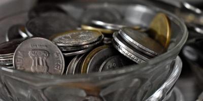 A bowl with Indian currency coins. Photo: Sandeep Handa/Pixabay