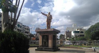 Statue of Dr. Babasaheb Ambedkar at Bhadkal Gate, Aurangabad. Photo: Wikimedia commons