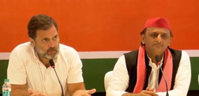 Rahul Gandhi and Akhilesh Yadav. Photo: Screengrab from video