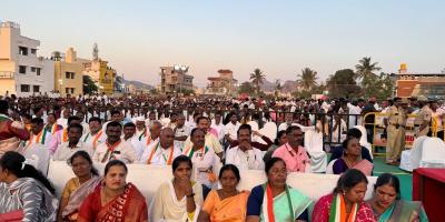 The crowd at a Congress rally in Tumkur, Karnataka. Photo: Tamanna Naseer