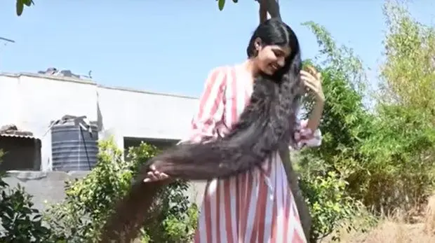 Gujarat: World record holder for longest hair, finally gets a haircut |  udayavani