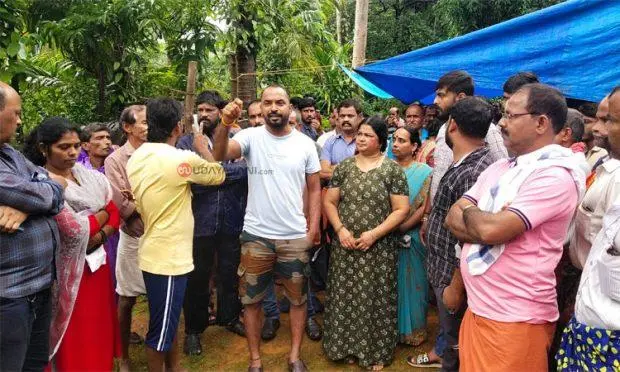 ನೆರಿಯ ಗ್ರಾಮದಲ್ಲಿ ಸ್ಮಶಾನದ ಕೊರತೆ: ಪಂಚಾಯತ್ ಎದುರು ಮೃತದೇಹ ಇಟ್ಟು ಪ್ರತಿಭಟನೆಗೆ  ಸಿದ್ಧತೆ | udayavani