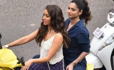 Shraddha Kapoor Is Fangirling As She Attends Live Concert Of